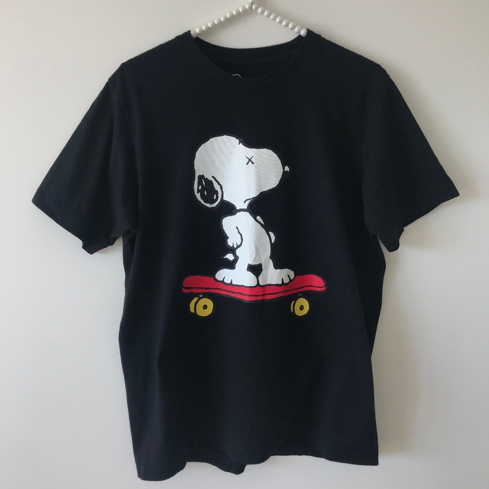 Uniqlo KAWS X Peanuts Graphic T-Shirt - Black (S)